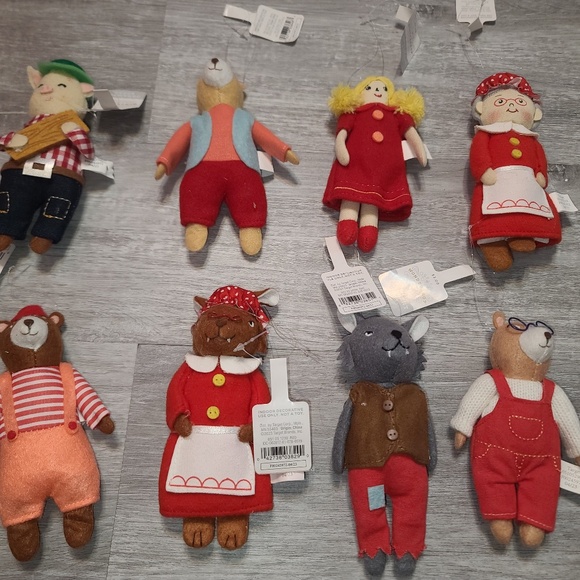 Lot of  8 wondershop oraments all NWT - Picture 1 of 3